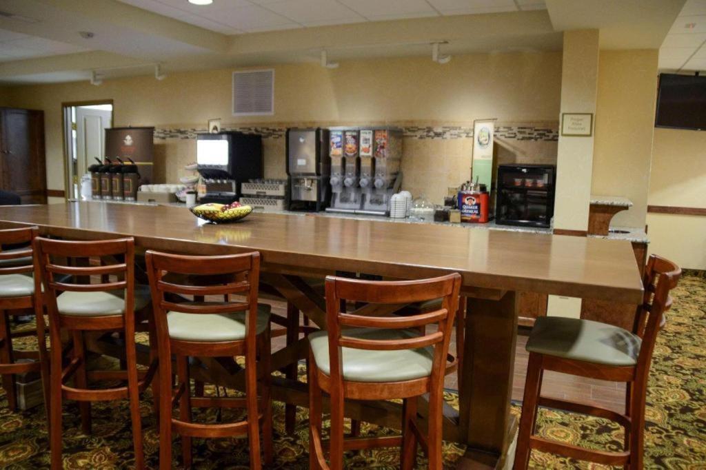 Country Inn & Suites By Radisson, Dundee, Mi Dış mekan fotoğraf