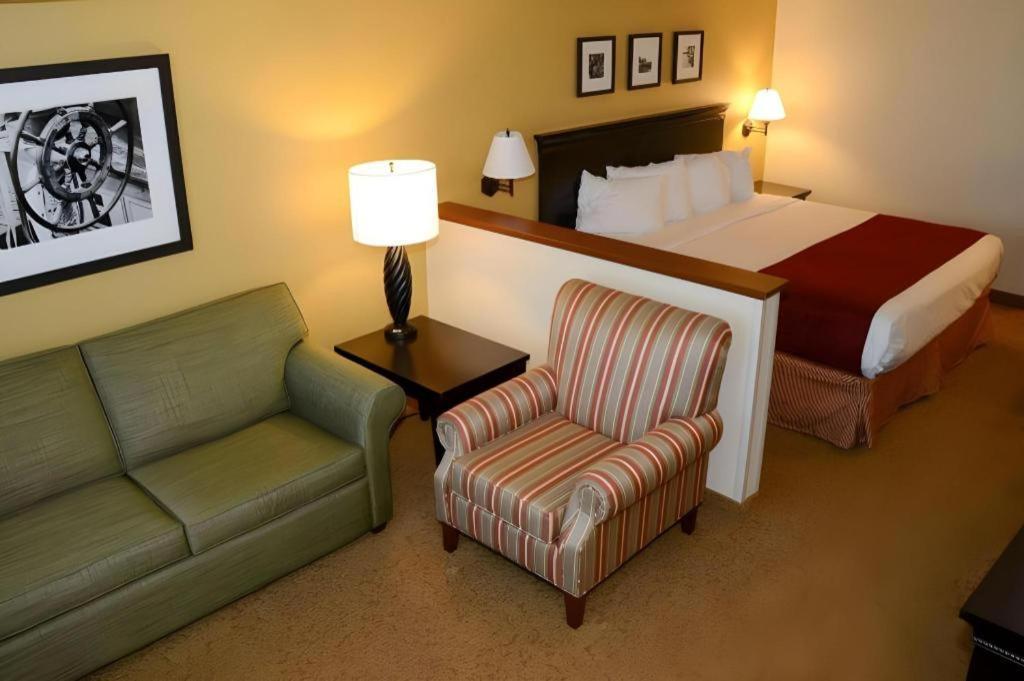 Country Inn & Suites By Radisson, Dundee, Mi Dış mekan fotoğraf