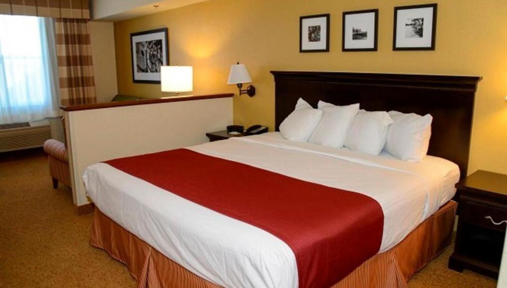 Country Inn & Suites By Radisson, Dundee, Mi Dış mekan fotoğraf