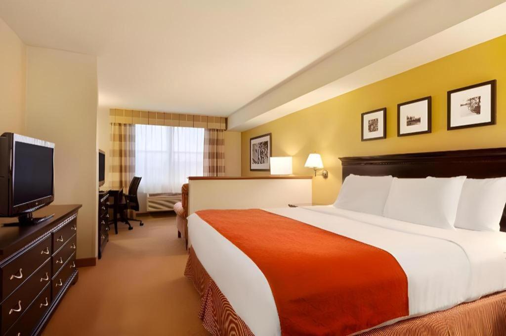 Country Inn & Suites By Radisson, Dundee, Mi Dış mekan fotoğraf